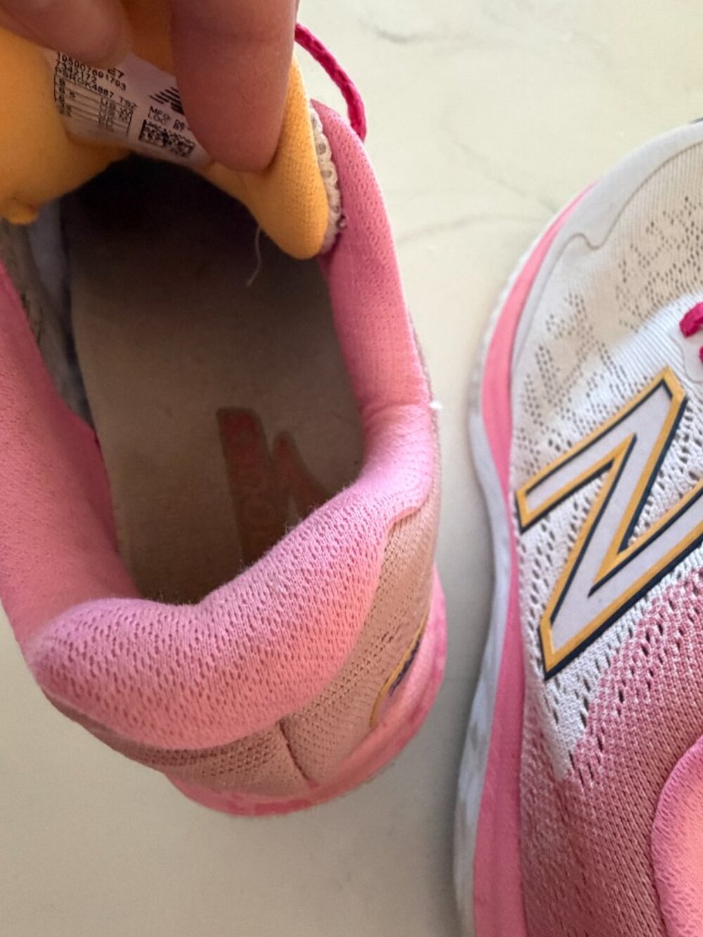 New Balance Fresh Foam 680 v7 Women's Running Shoes Size 8 Pink and White - Picture 9 of 16